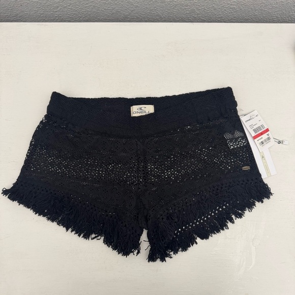 O’Neill Black Crochet Knit Fringe Cha Cha Beach Shorts Size XS NWT - Picture 1 of 12